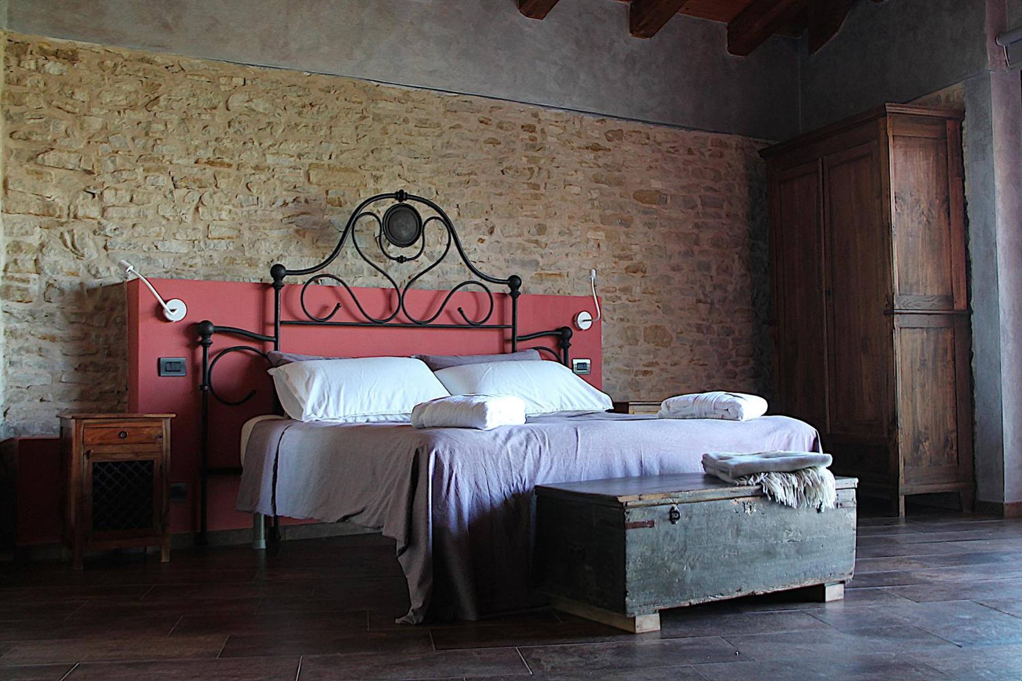 Casa Vecchia Bed&Breakfast Bossolasco Eksteriør billede