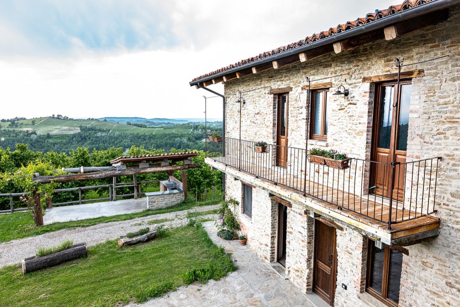 Casa Vecchia Bed&Breakfast Bossolasco Eksteriør billede